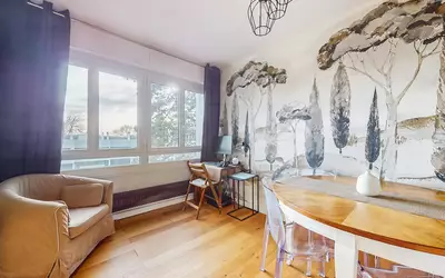 Les Ulis- Bel Appartement Traversant Avec Parking-