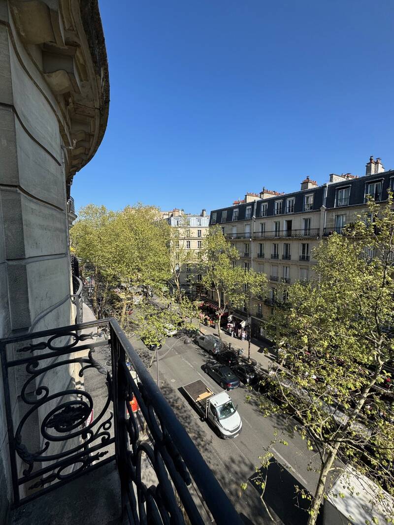 Paris 8E