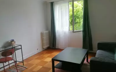 Nantes (44000)