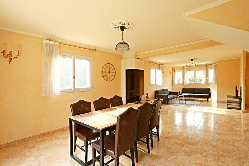 Bussy-Saint-Georges (77600)
