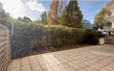 Saint-Denis (93200)