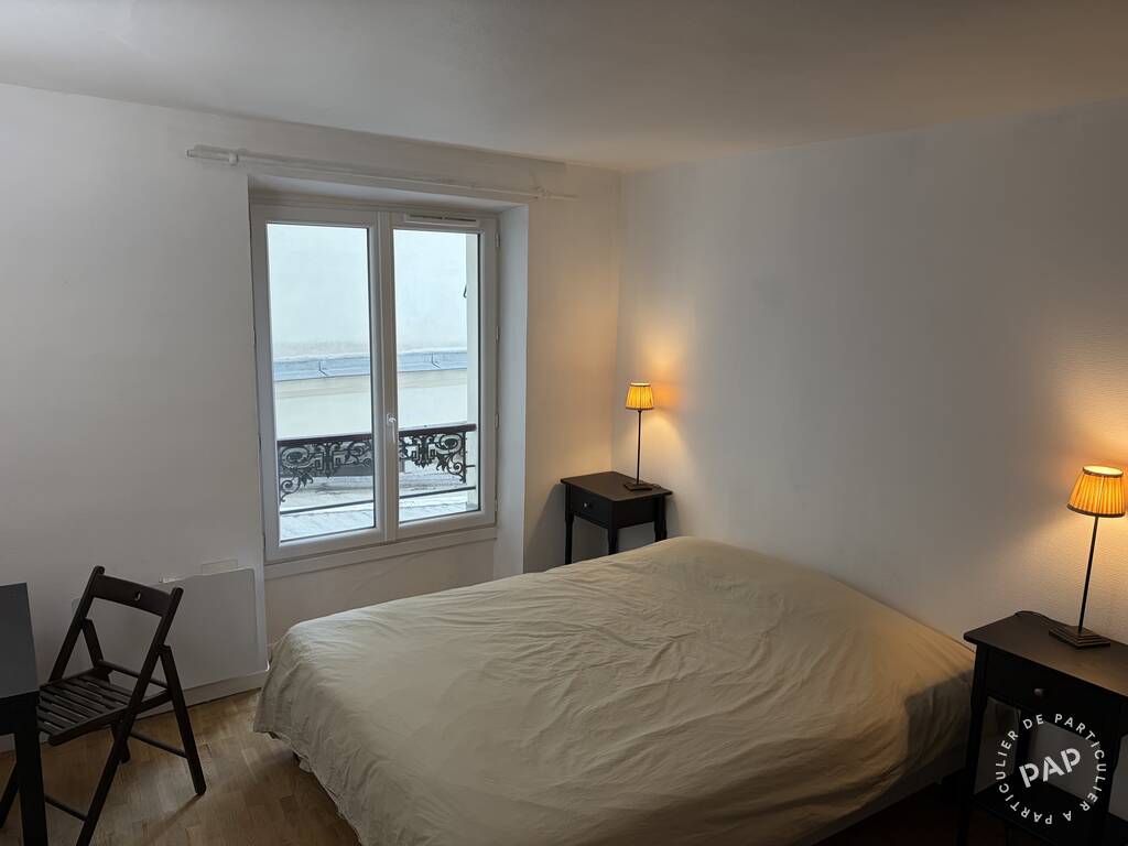 Location meublée appartement 2 pièces 42 m² Paris 18E photo 4