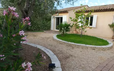Pierrevert (04860)
