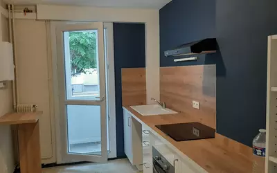 Nîmes (30000)