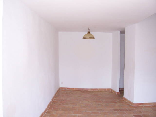 Maubec (84660)