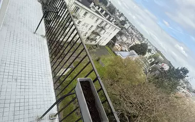 Nantes (44000)