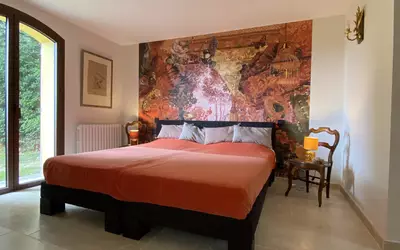 Nîmes (30000)