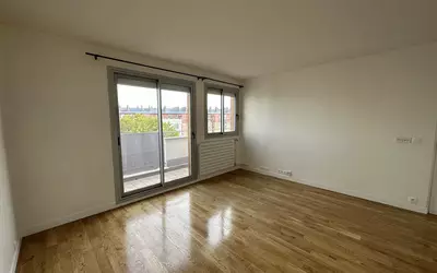 Puteaux (92800)