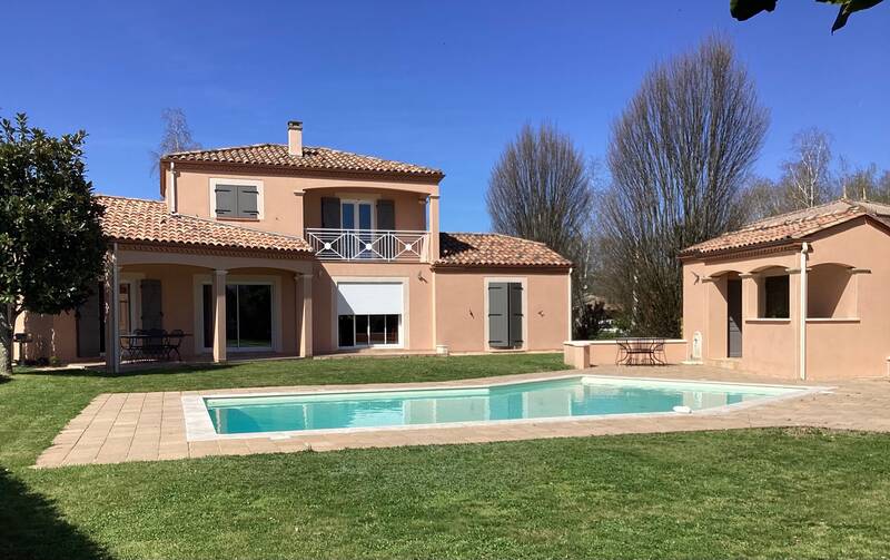 Valence (82400)