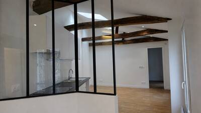 Location appartement 2 pièces Paris 18e