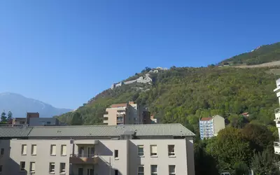 Grenoble (38000)