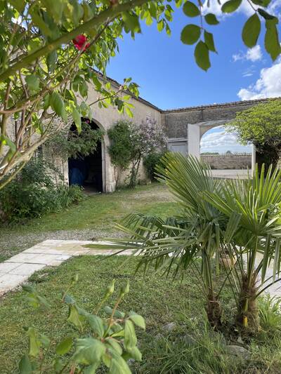Vente maison 7 pièces Chassors (16200)