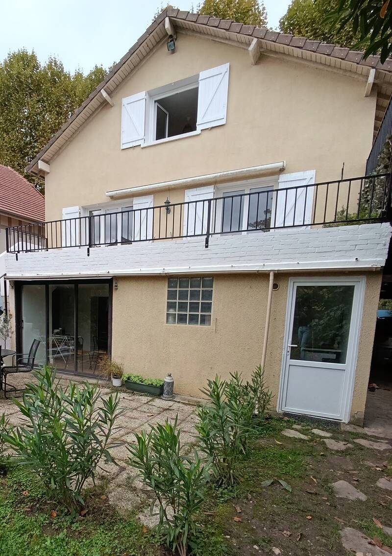 Champs-Sur-Marne (77420)