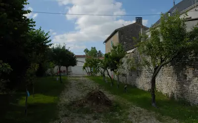 Asnières-La-Giraud (17400)