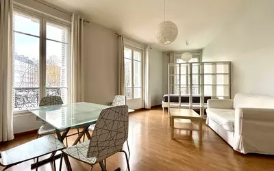Paris 20E