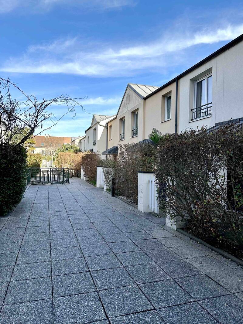 Asnières-Sur-Seine (92600)