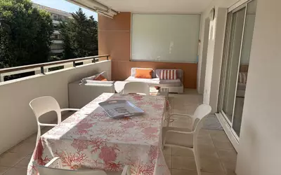 Cannes (06400)