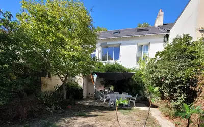 Nantes (44000)