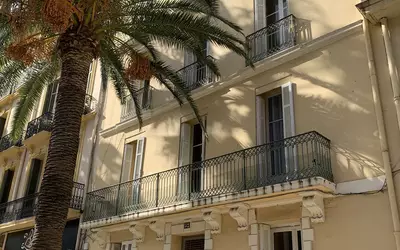 Hyères (83400)