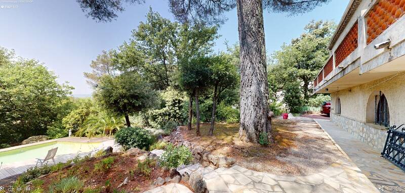 Roquefort-Les-Pins (06330)