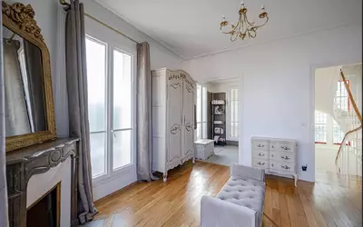 Suresnes (92150)
