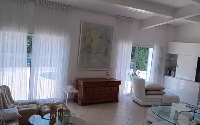 Fréjus (83600)