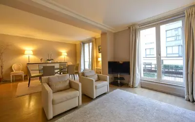 Neuilly-Sur-Seine (92200)