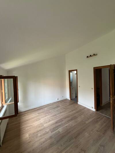 Location appartement studio Issy-les-Moulineaux (92130)