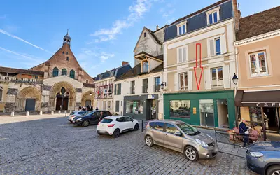 Provins (77160)