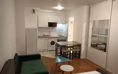 Courbevoie (92400)