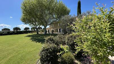 Vente maison 7 pièces Cheval-Blanc (84460)
