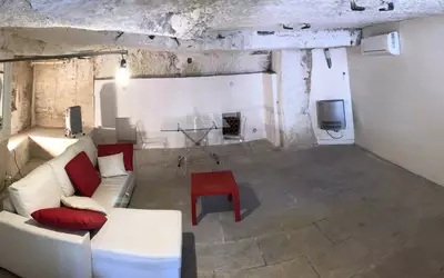 Fontvieille (13990)