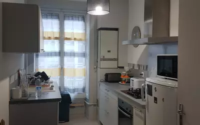 Nantes (44000)