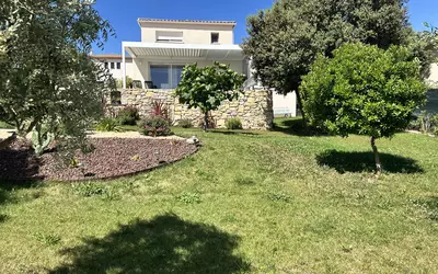 Nîmes (30000)