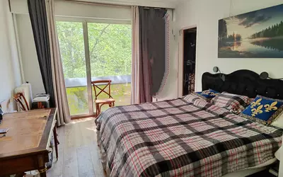 Appartement 6 pièces 135 m² · à Garches · 135 m² · 690 000 €