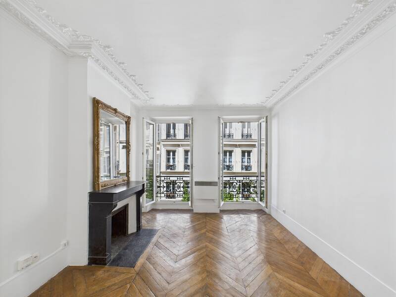 Paris 9E