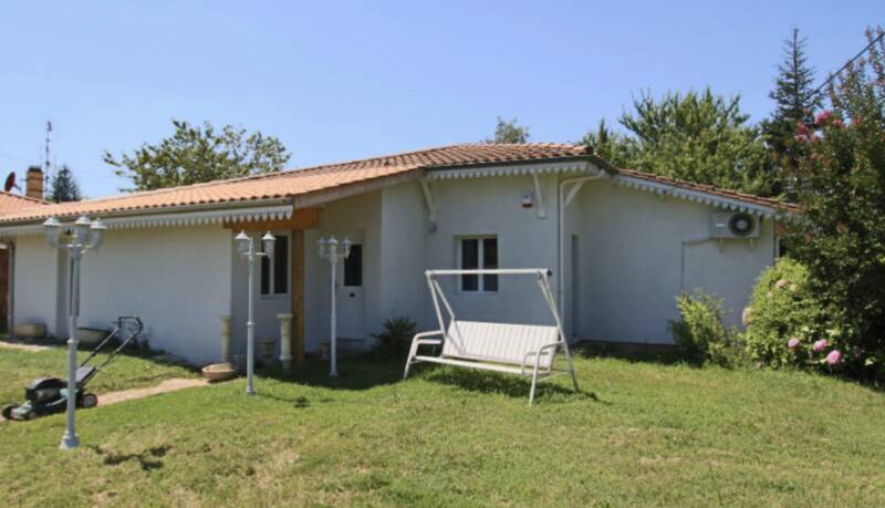 Arveyres (33500)