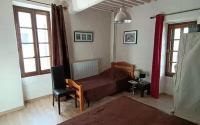 Forcalquier (04300)