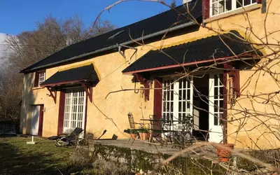 Moux-En-Morvan (58230)