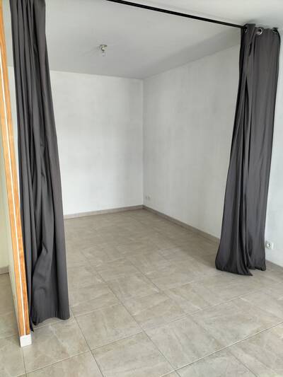 Location appartement studio Châteauroux (36000)