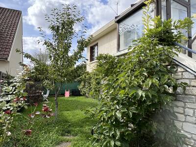 Vente appartement 8 pièces Moret-Loing-et-Orvanne (77250)