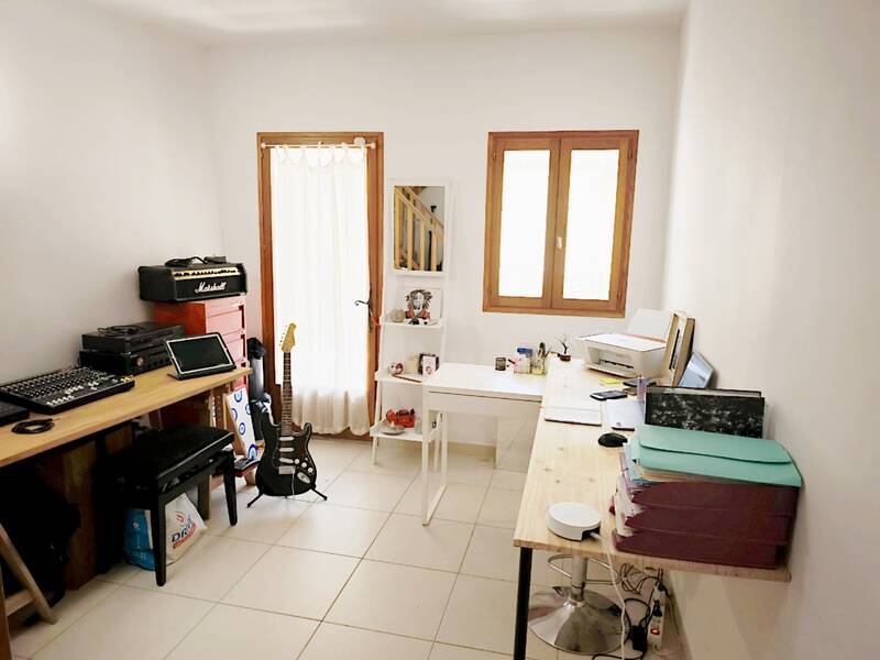 Pertuis (84120)
