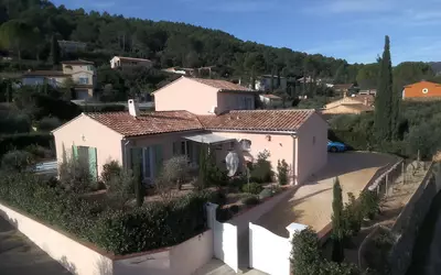 Cotignac (83570)