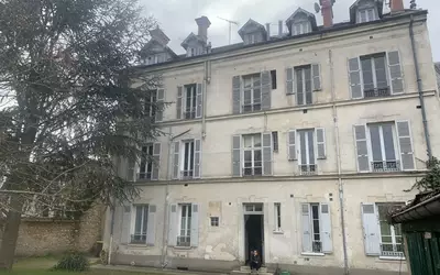 Fontainebleau (77300)