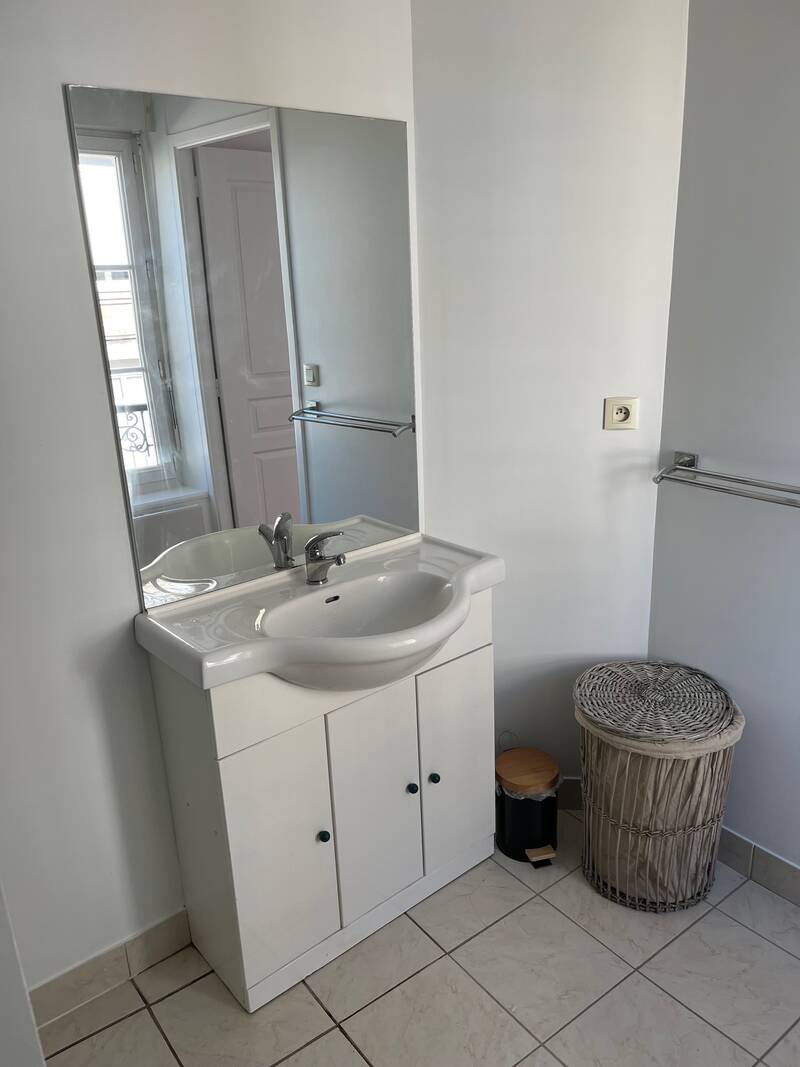 Angers (49000)