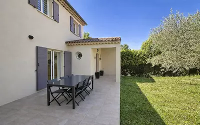 Pierrevert (04860)