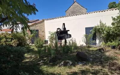 Avec Dépendances La Merlatière (85140)