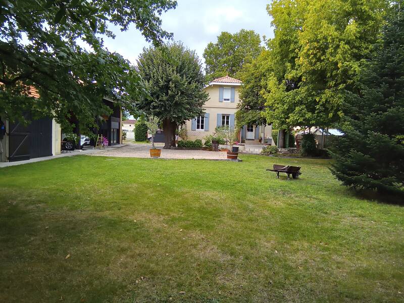 Belle Demeure Avec Piscine