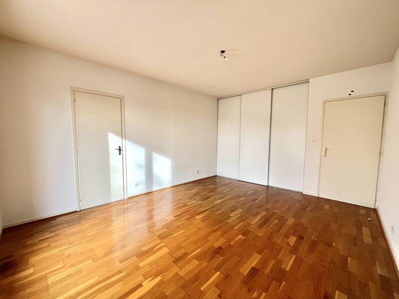 Neyron (01700)