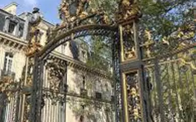 Paris 8E